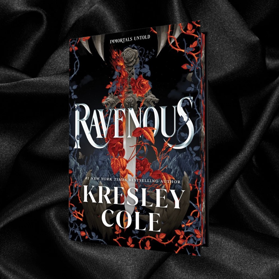 [PRE-ORDER] Ravenous by Kresley Cole [Deluxe Edition]