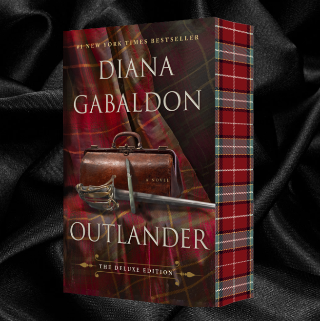 [PRE-ORDER] Outlander by Diana Gabaldon [Deluxe Limited Edition]